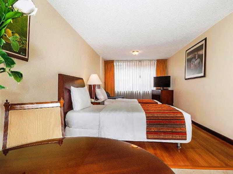 Hotel 51 Plaza Bogotá Extérieur photo