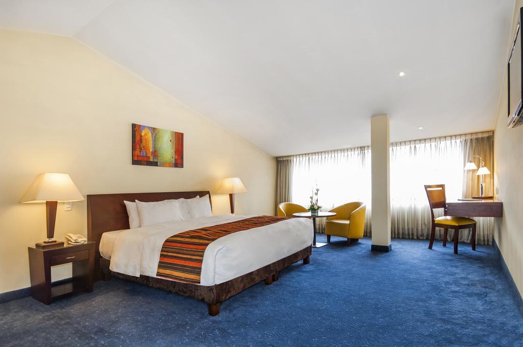 Hotel 51 Plaza Bogotá Extérieur photo